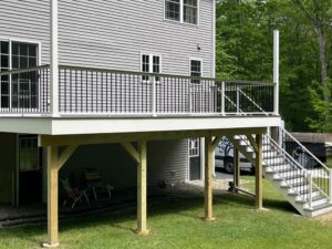 Wood deck builders in Derry NH